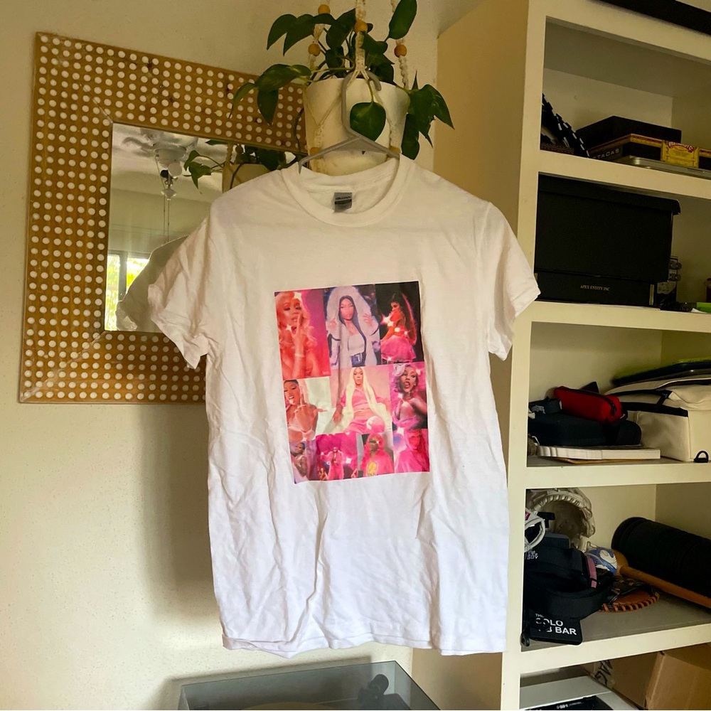 ❤️Pink tee shirt with rappers and singers! Custom made!❤️